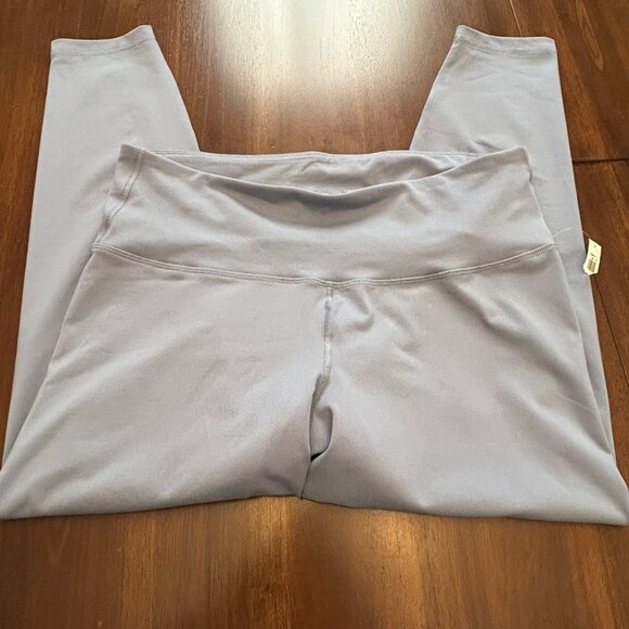 NWT Old Navy Active Women's High Rise Leggings Go-Dry XL Light Blue - Picture 13 of 13
